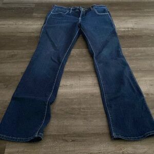 Wrangler Q- Baby size 9/10 length 34 bootcut